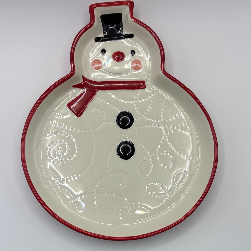 Hallmark Festive Snowman Plate with Red Trim